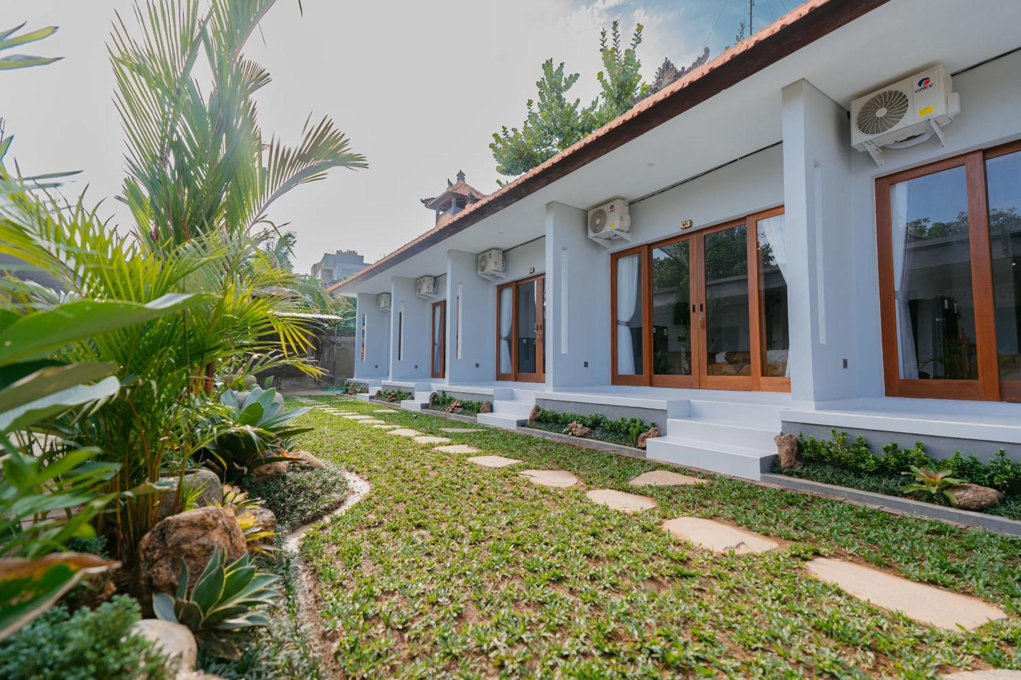 Pondok Puspa Sumekar 塞米亚克 外观 照片