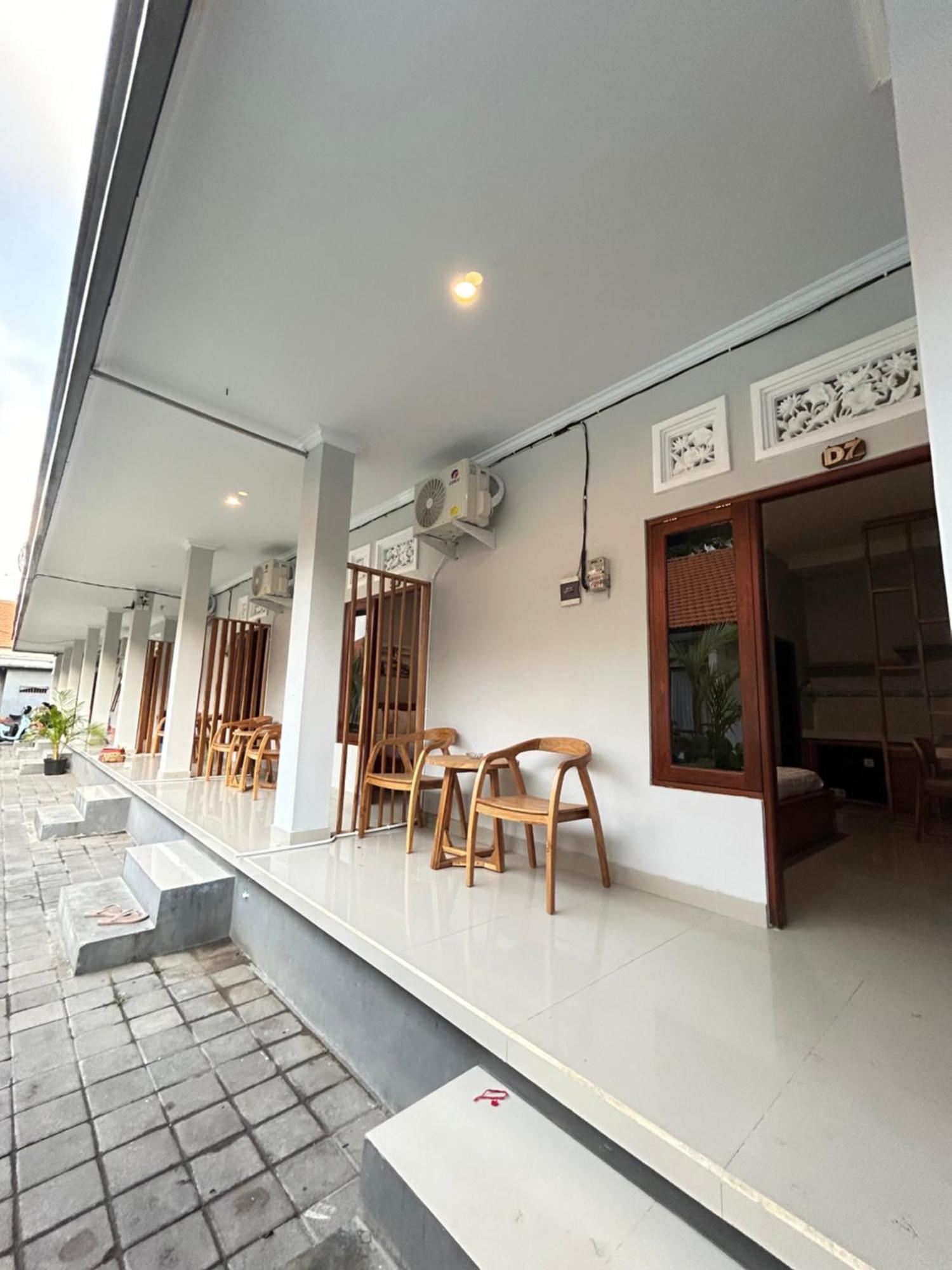 Pondok Puspa Sumekar 塞米亚克 外观 照片